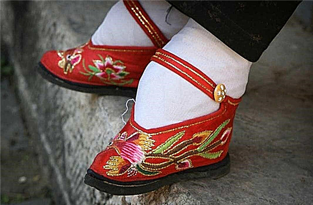Pembalut kaki di Tiongkok: sejarah tradisi (+ FOTO)