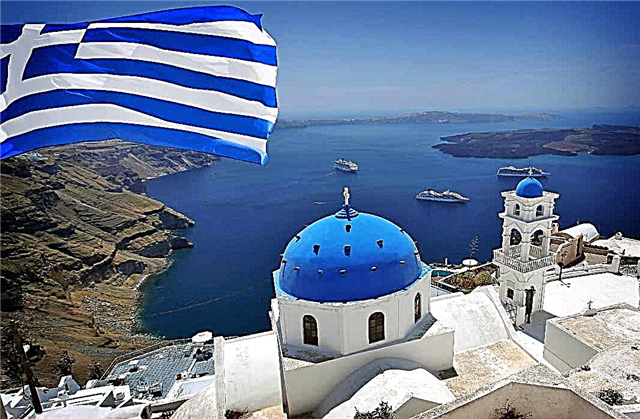 ТОП-15 неймовірно красивих місць Греції