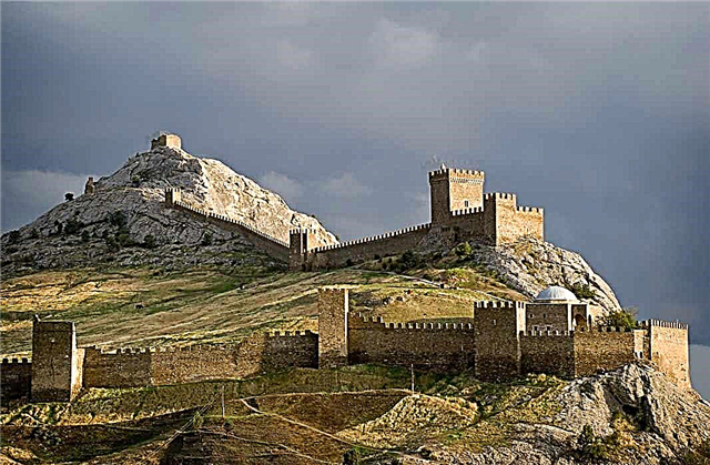 Найкрасивіші міста фортеці в світі