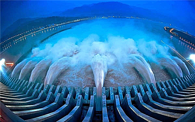 The largest hydropower plants in the world