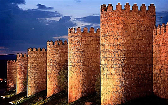 TOP 10 most enduring medieval castles