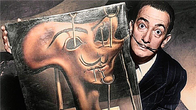 10 interesting facts about Salvador Dali - the extraordinary Spanish surrealist artist