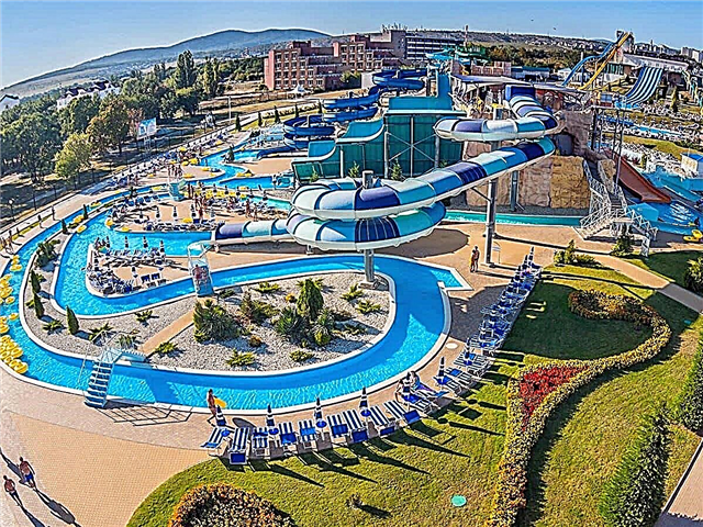 Top 10 largest water parks in Russia