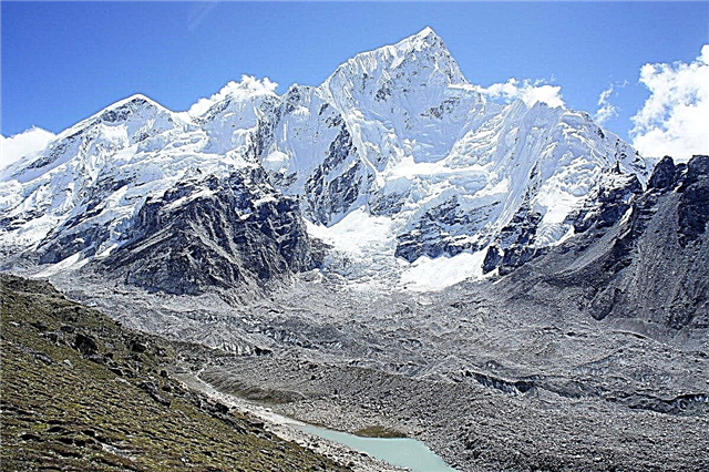 10 interesting facts about Everest - the highest mountain of our planet