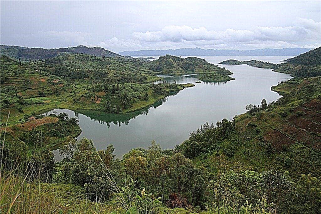 Top 10 hồ lớn nhất châu Phi