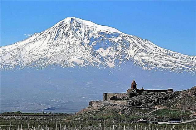 Top 10 højeste bjerge i Tyrkiet