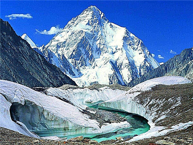 Top 10 der höchsten Berge in Asien