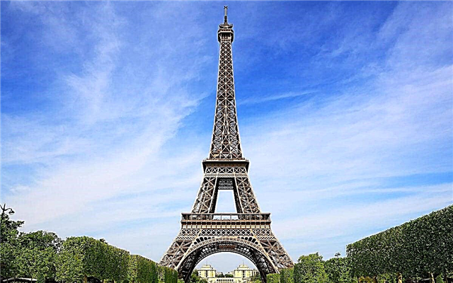 Topp 10 viktigaste och populära sevärdheter i Paris