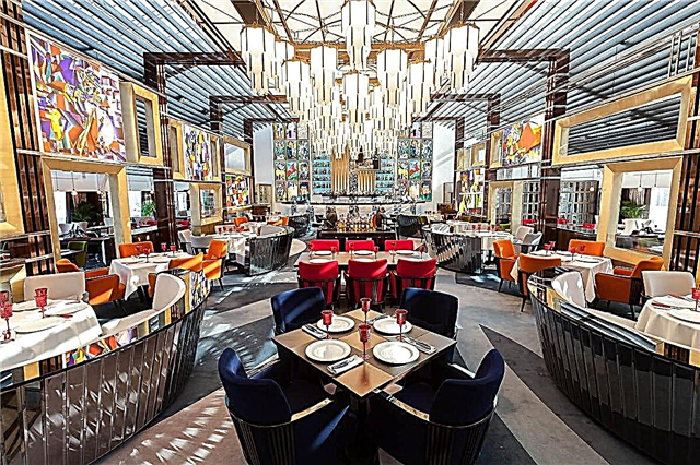 सेंट पीटर्सबर्ग में शीर्ष 10 सबसे महंगे रेस्तरां