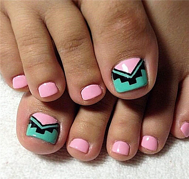 The most fashionable and beautiful pedicure for 2019: fresh ideas for beauties