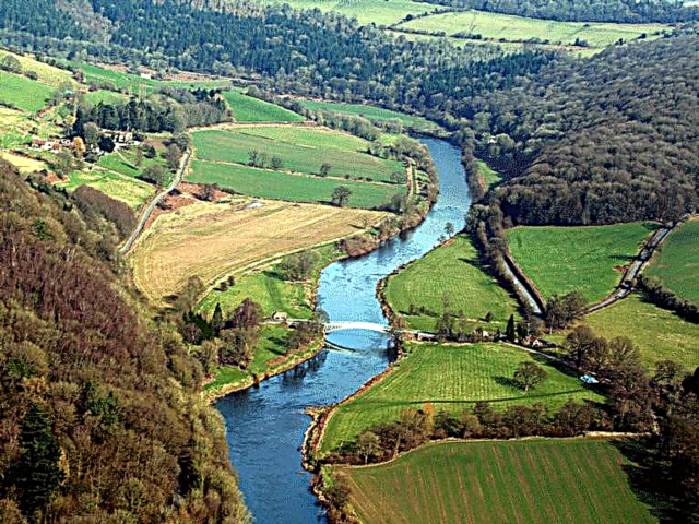 Top 10 longest rivers in the UK