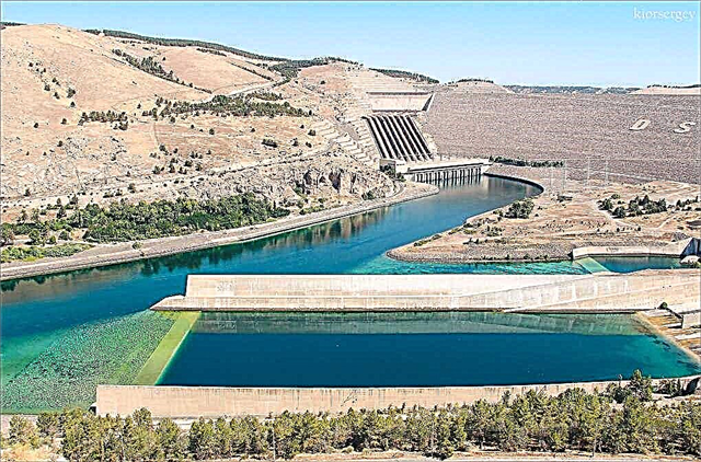 10 largest and most fascinating dams in the world