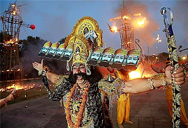 10 rituali indiani più strani
