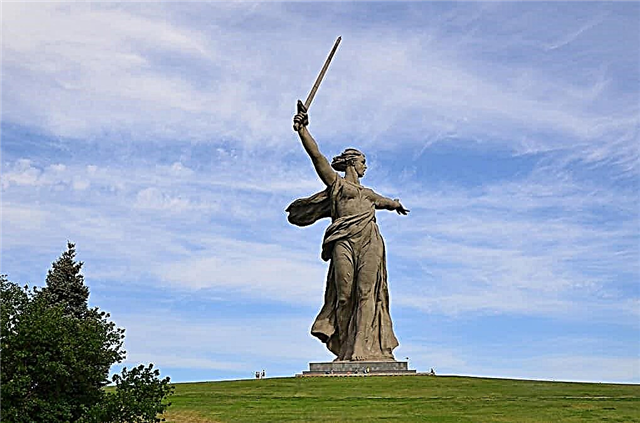 10 most famous monuments of Russia