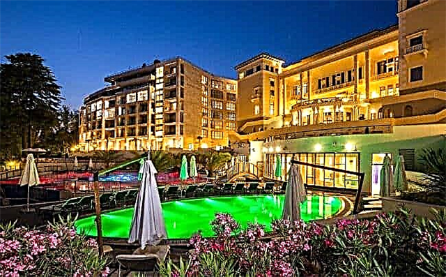 أفضل فنادق 5 نجوم في سوتشي مع شاطئ خاص